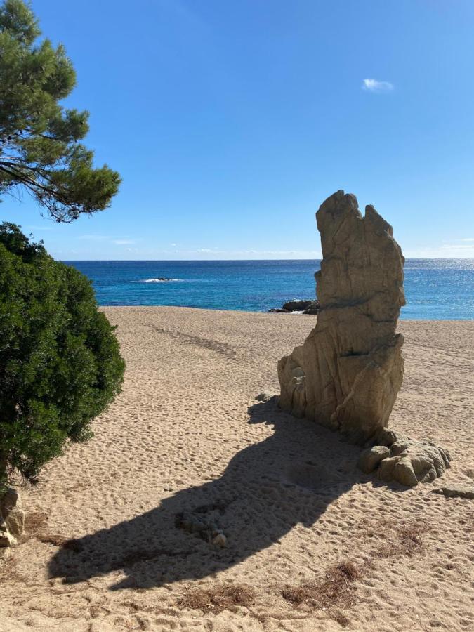 Casa ANNA - climatisé, 2 chambres, 50 m plage, terrasse 16m2, Wifi Platja d'Aro Esterno foto